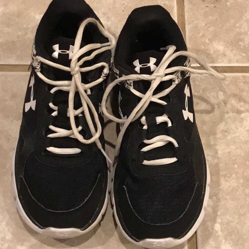 Under Armour Micro G Velocity